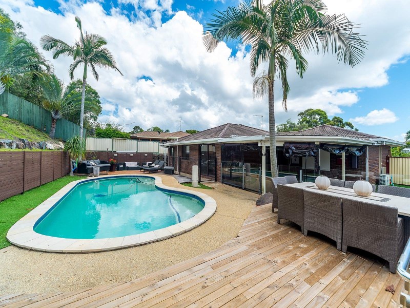 9 Broadway Drive, Oxenford QLD 4210