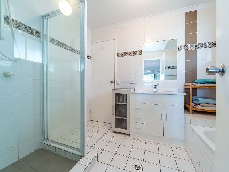 9 Broadway Drive, Oxenford QLD 4210