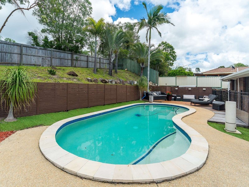 9 Broadway Drive, Oxenford QLD 4210