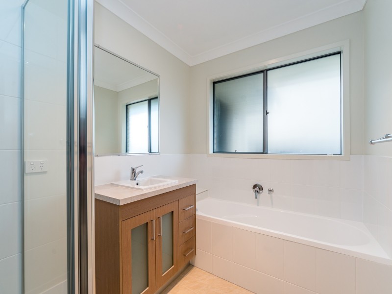 1 Zinc Street, Pimpama QLD 4209