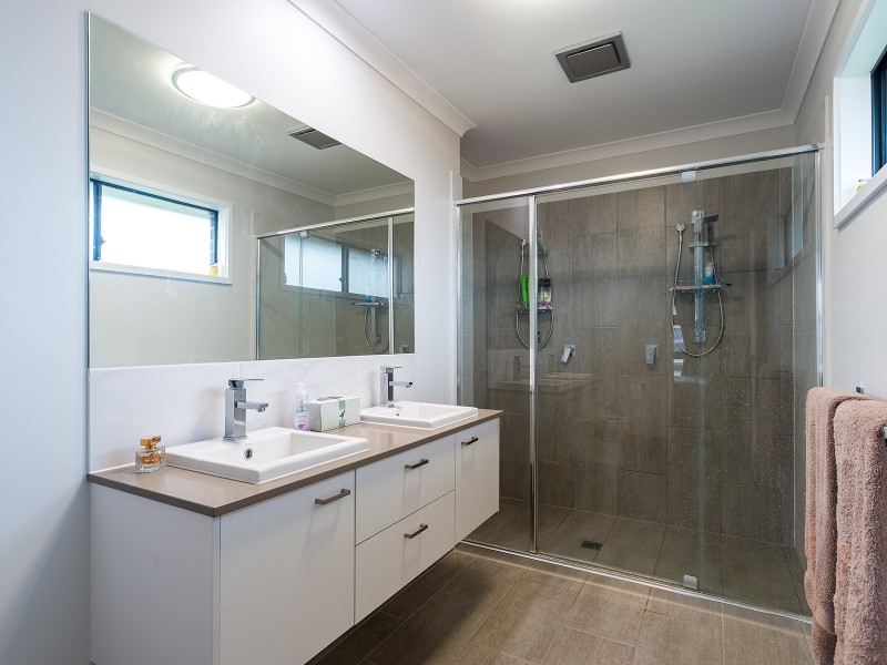 8 Hillard Street, Yarrabilba QLD 4207