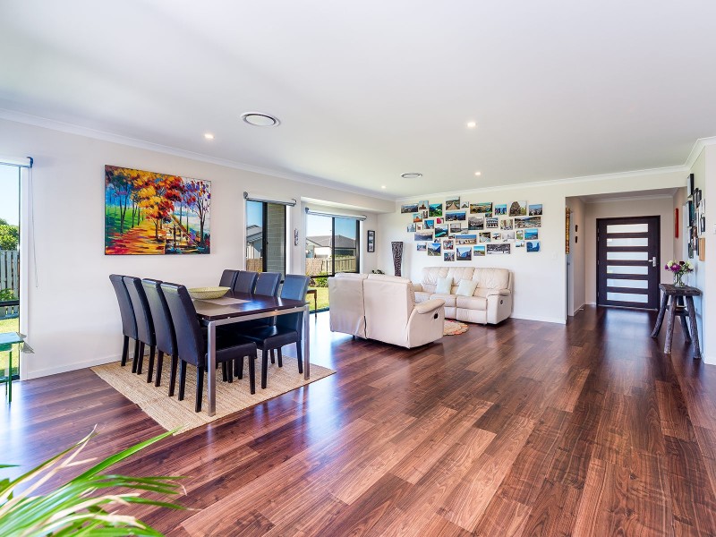 1 Kalgoorlie Street, Pimpama QLD 4209