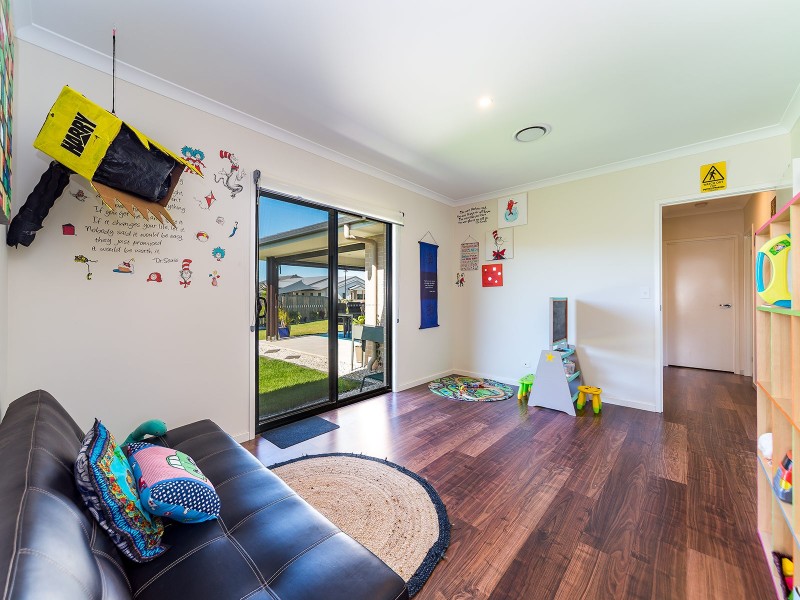 1 Kalgoorlie Street, Pimpama QLD 4209