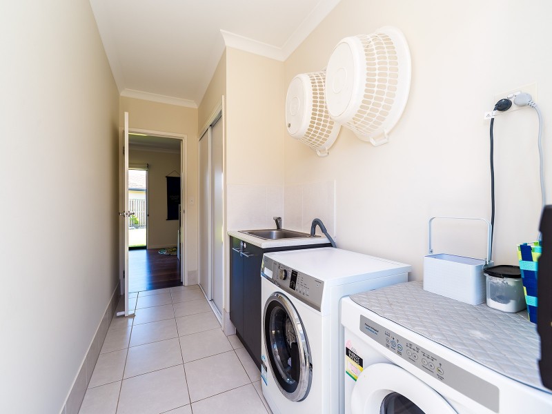 1 Kalgoorlie Street, Pimpama QLD 4209