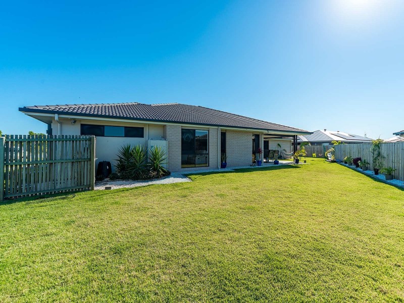 1 Kalgoorlie Street, Pimpama QLD 4209