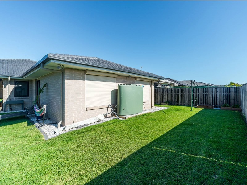 1 Kalgoorlie Street, Pimpama QLD 4209