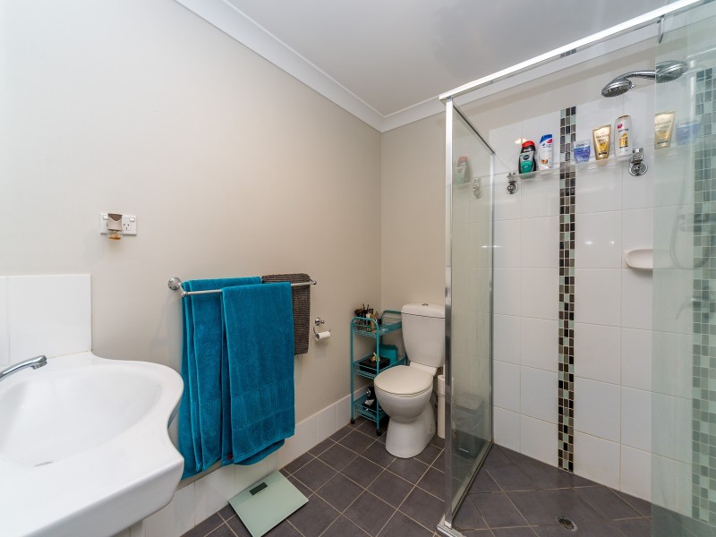 4 Bryna Parade, Oxenford QLD 4210