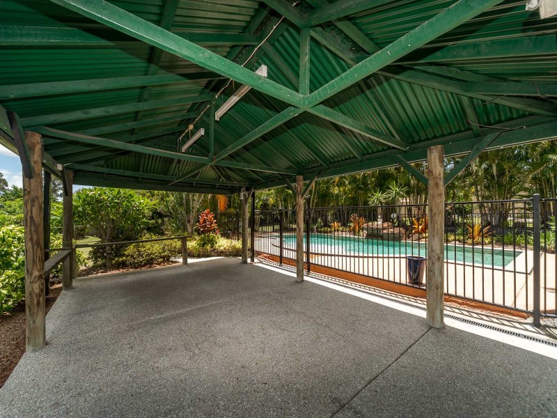 26 Oberon Way, Oxenford QLD 4210