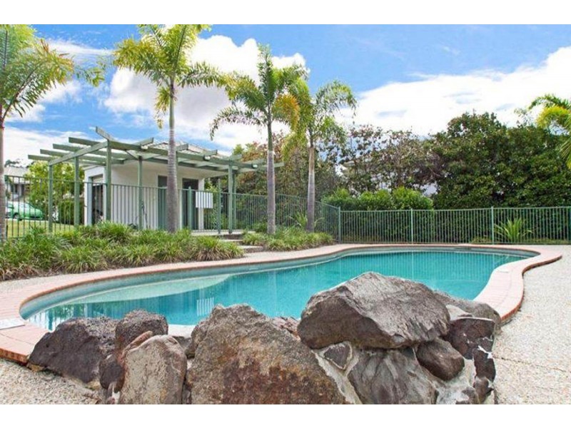 6/1-3 Carnarvon Court, Oxenford QLD 4210