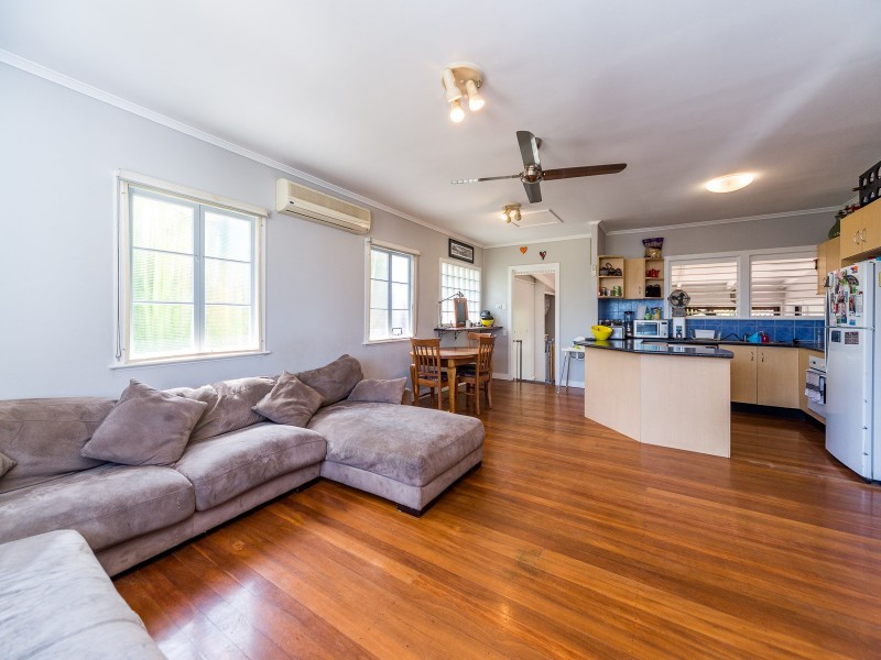 91B Whiting Street, Labrador QLD 4215