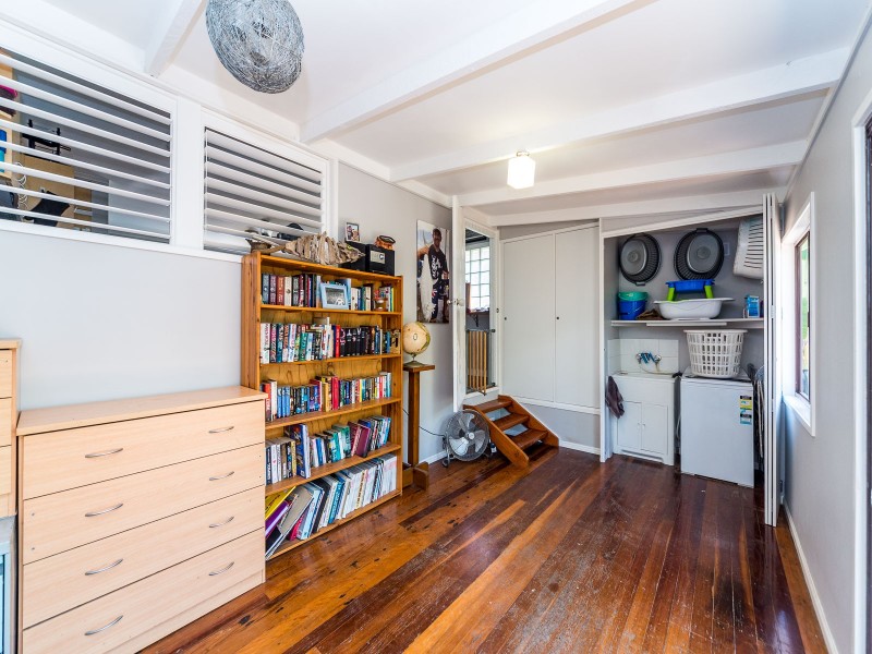 91B Whiting Street, Labrador QLD 4215