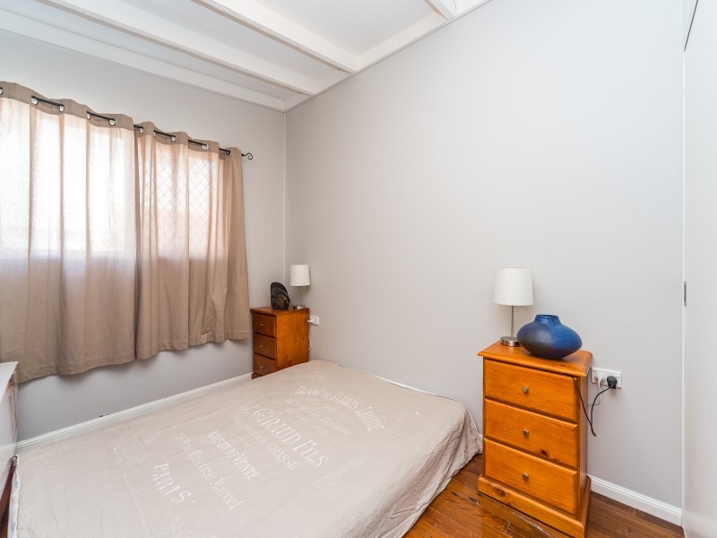 91B Whiting Street, Labrador QLD 4215