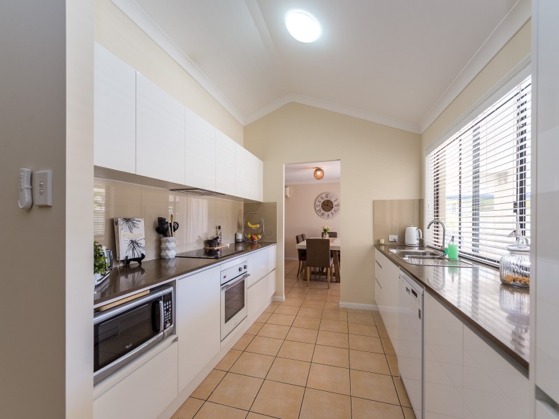 12 Mulberry Terrace, Pimpama QLD 4209