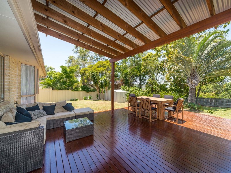 9 Edgemount Court, Oxenford QLD 4210