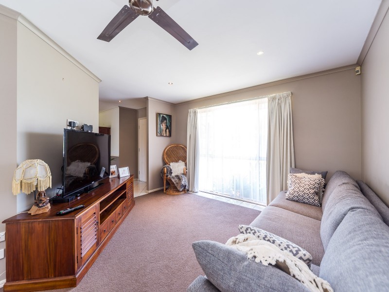 9 Edgemount Court, Oxenford QLD 4210