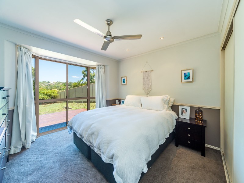 9 Edgemount Court, Oxenford QLD 4210