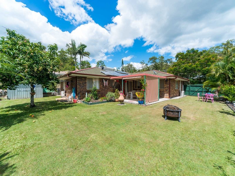 15 Winslow Court, Oxenford QLD 4210