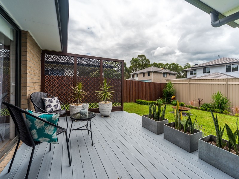 5 Abby Circuit, Maudsland QLD 4210