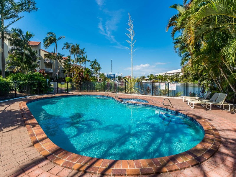 5/22 Jennifer Avenue, Runaway Bay QLD 4216