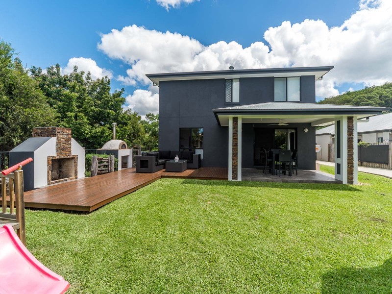 3 Summerstone  Place, Maudsland QLD 4210