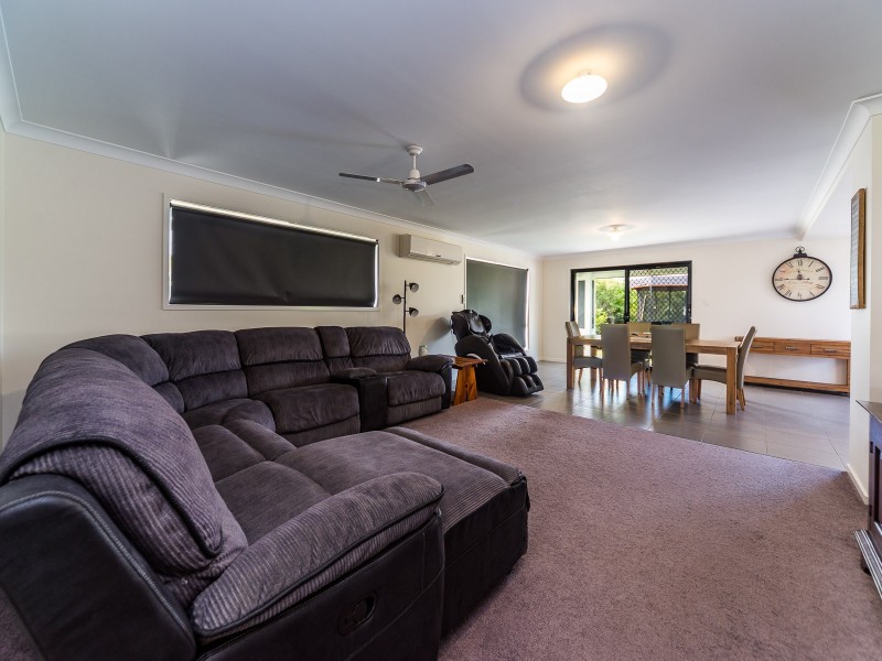3 Summerstone  Place, Maudsland QLD 4210