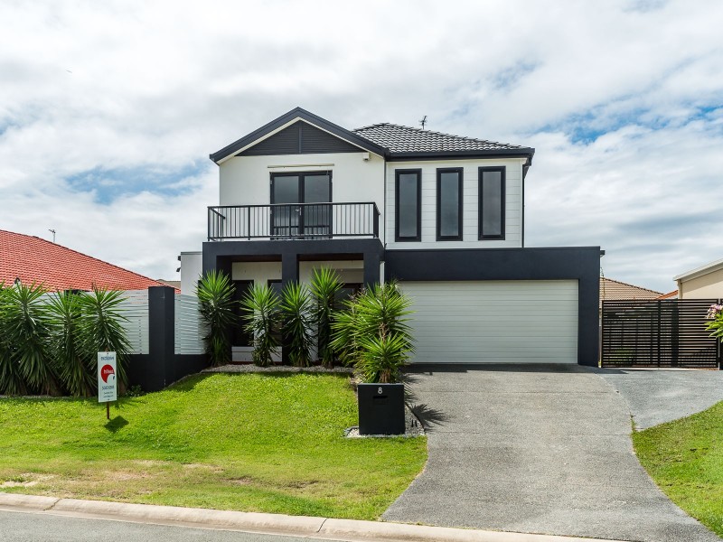 8 Villanova Avenue, Oxenford QLD 4210