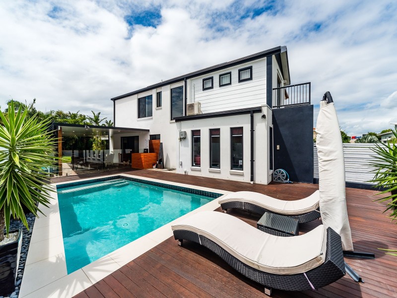 8 Villanova Avenue, Oxenford QLD 4210