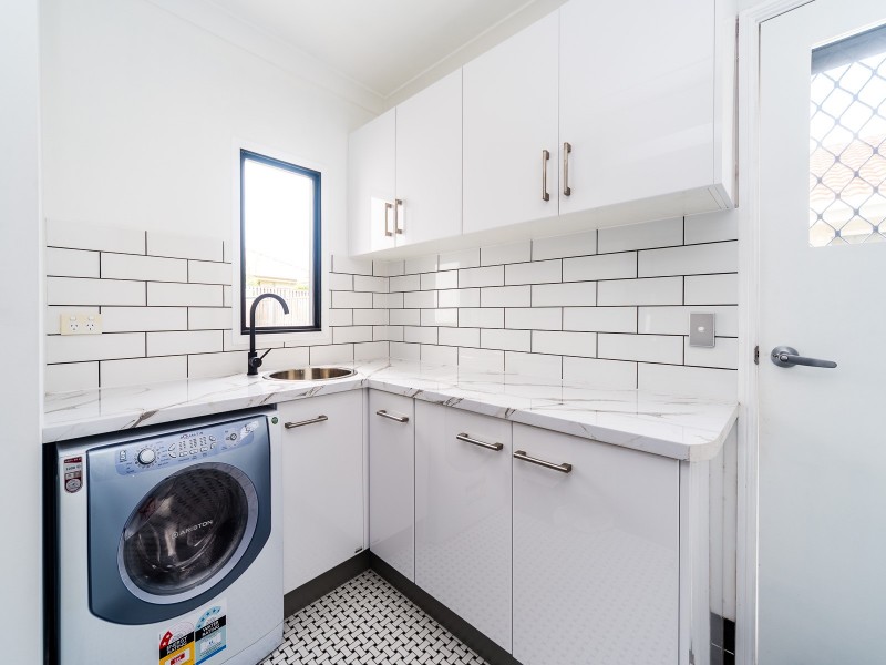 8 Villanova Avenue, Oxenford QLD 4210