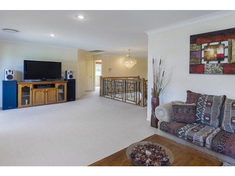 18 Hazlett Street, Maudsland QLD 4210