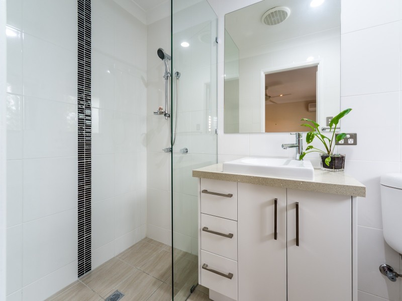 5 McNamara Court, Oxenford QLD 4210