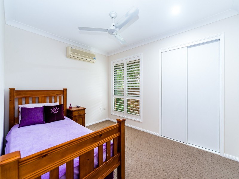 5 McNamara Court, Oxenford QLD 4210