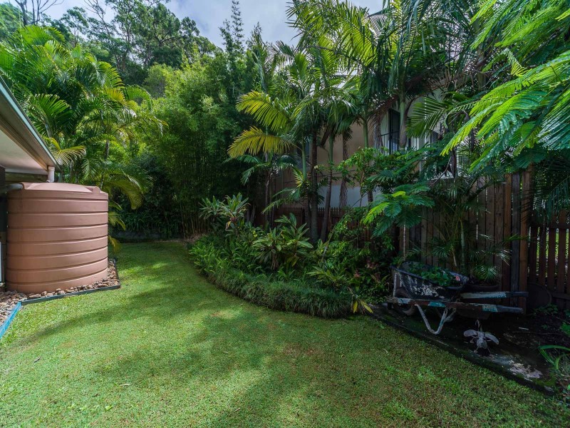 5 McNamara Court, Oxenford QLD 4210