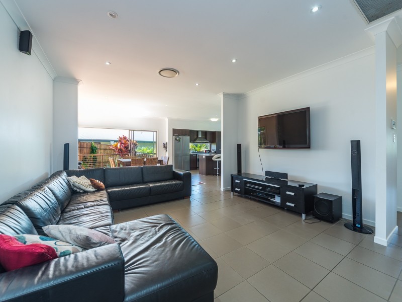 37 Candlebark Circuit, Upper Coomera QLD 4209