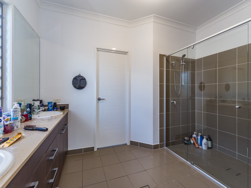 37 Candlebark Circuit, Upper Coomera QLD 4209