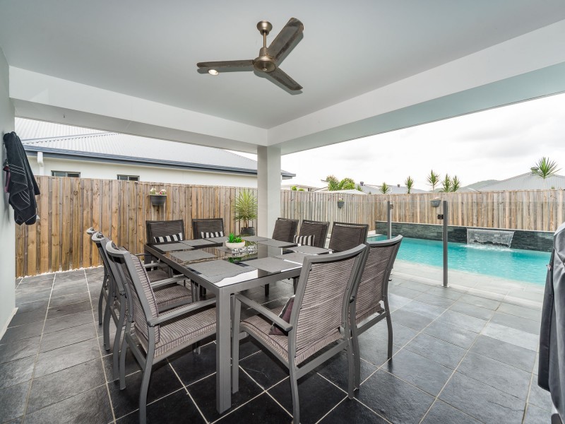 18 Prairie Avenue, Maudsland QLD 4210