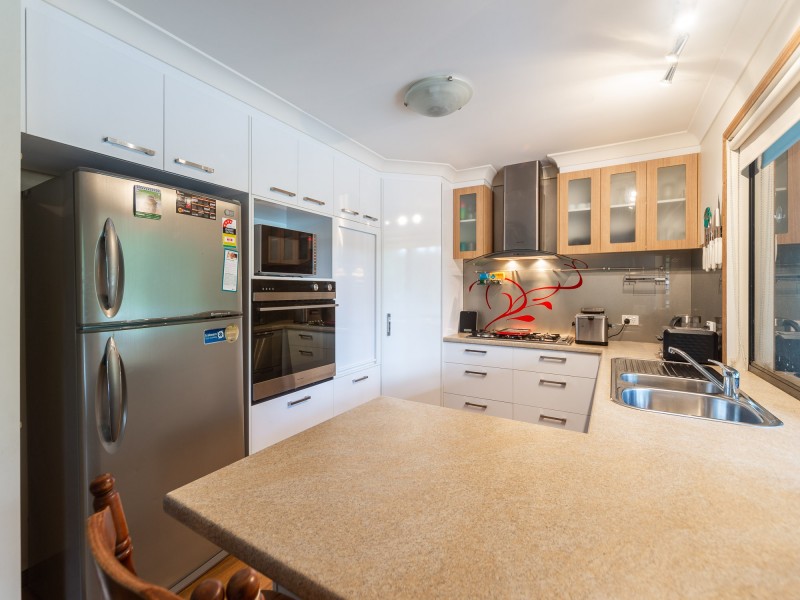 12 Clear Creek Court, Wongawallan QLD 4210