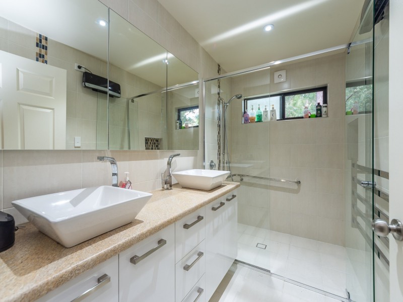 12 Clear Creek Court, Wongawallan QLD 4210