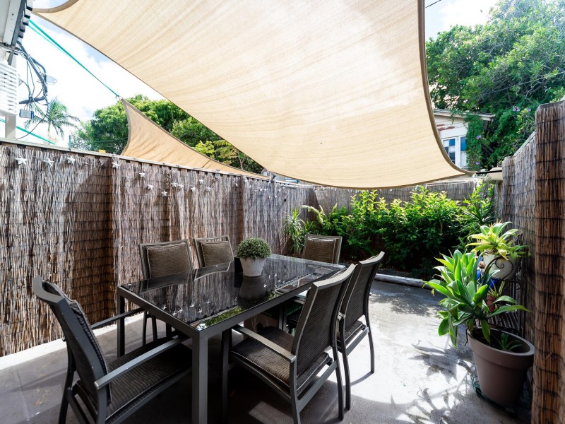 1/194 High Street, Southport QLD 4215