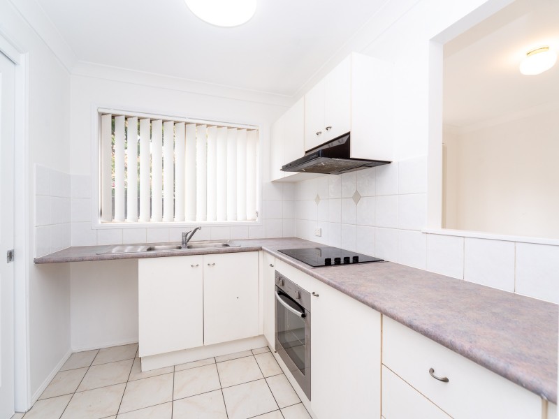 4 Serafina Drive, Helensvale QLD 4212