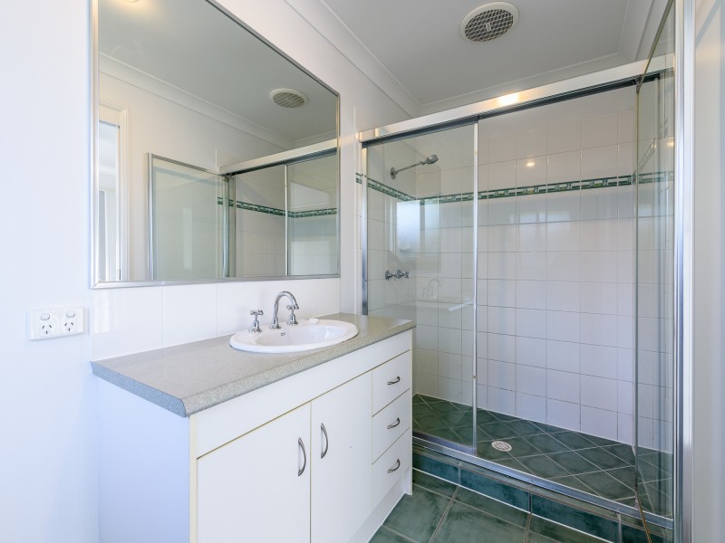 34 Goldcrest Drive, Upper Coomera QLD 4209