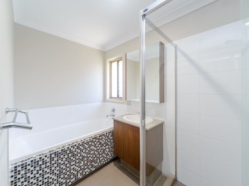 237 Riverstone Crossing, Maudsland QLD 4210