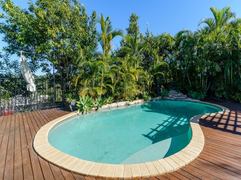 10 Meadowvale Street, Oxenford QLD 4210