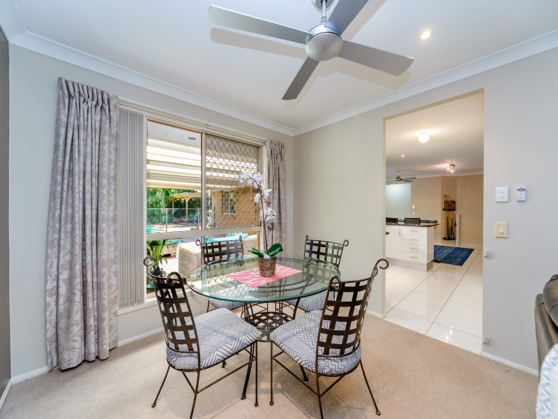 10 Meadowvale Street, Oxenford QLD 4210