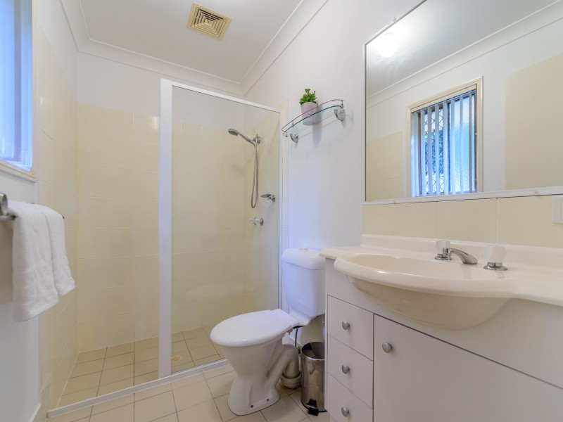 10 Meadowvale Street, Oxenford QLD 4210