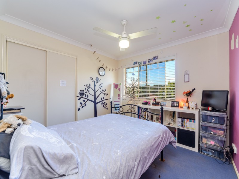 5 Tandanus Court, Oxenford QLD 4210