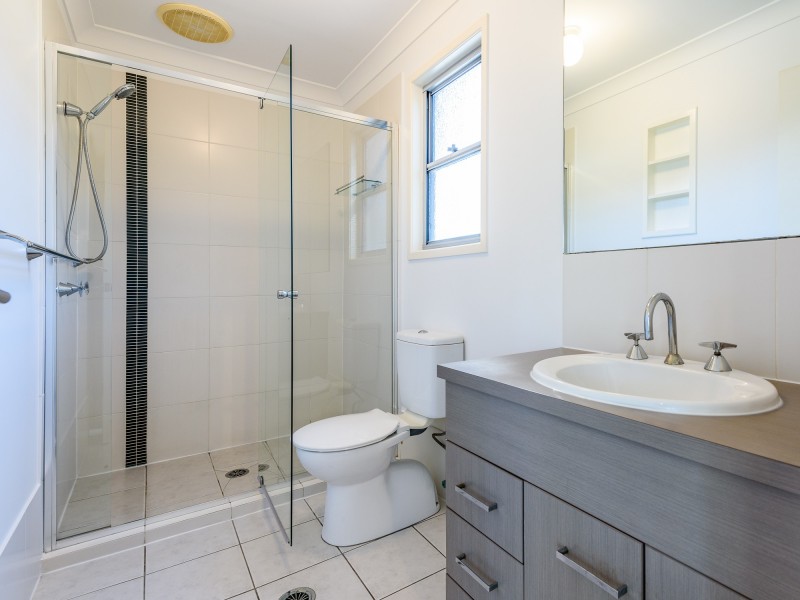 5 Calypso Court, Oxenford QLD 4210