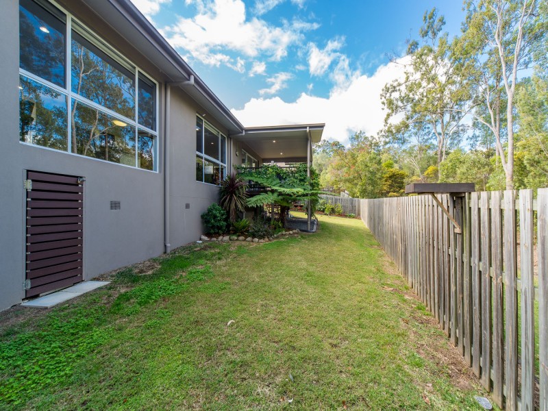16 Calypso Court, Oxenford QLD 4210