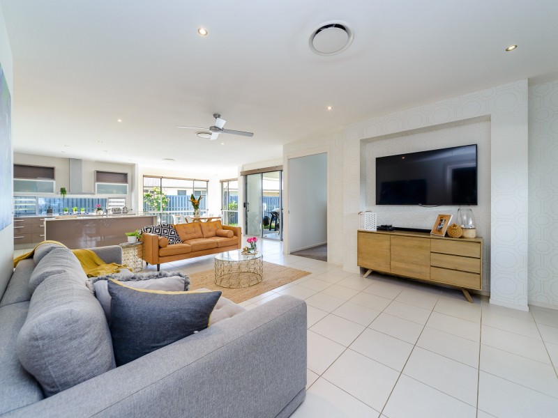 15 Elusive Road, Coomera Waters QLD 4209