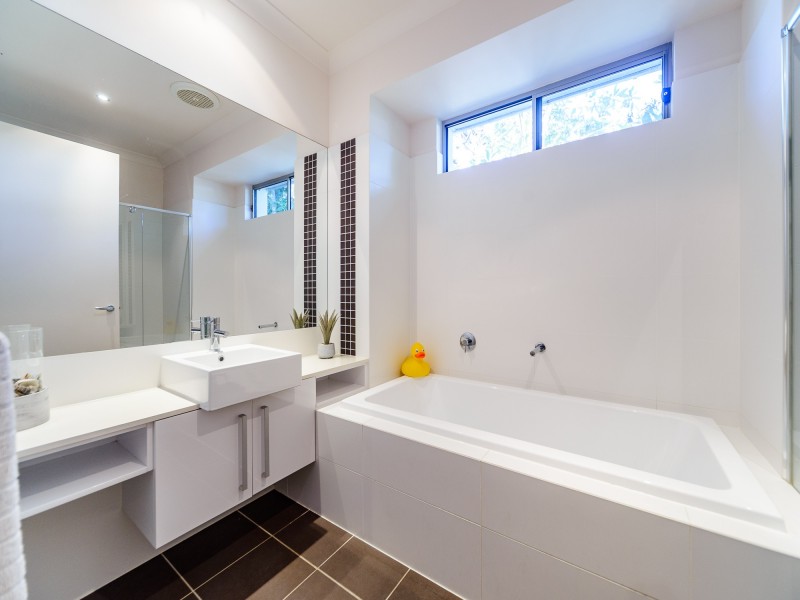 15 Elusive Road, Coomera Waters QLD 4209