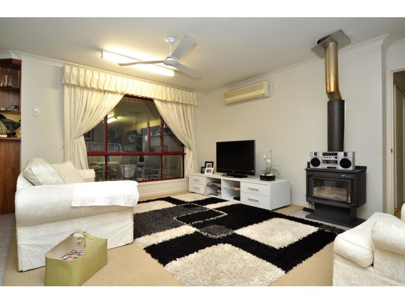38 Sickle Avenue, Hope Island QLD 4212